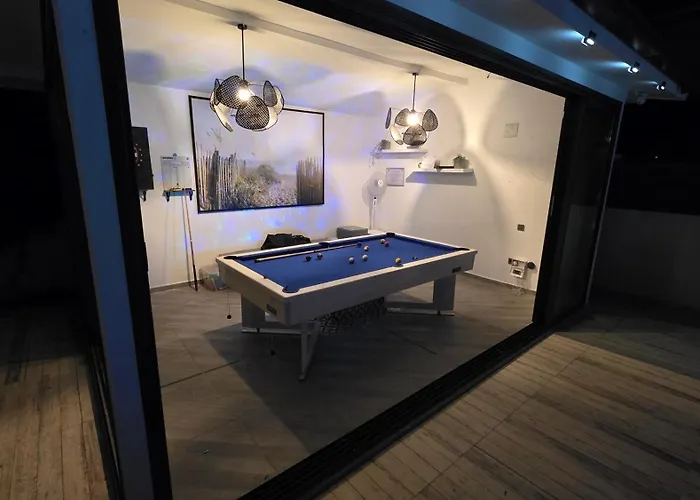 Galaxy וילה דליאן